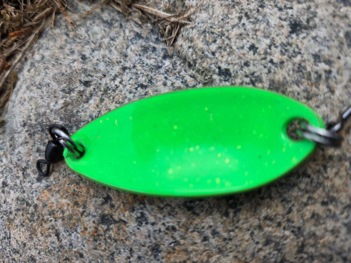 Ultra UV Lime Green Hunter Spoons.  16g 3/5 oz